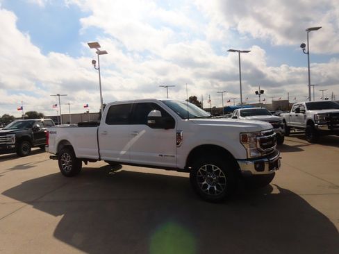 Used 2022 Ford F250 Lariat image 7