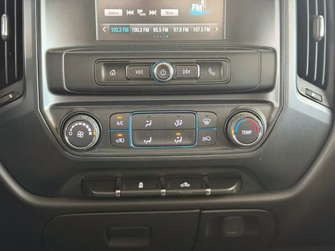 Used 2017 Chevrolet Silverado 1500 W/T AWD/4WD image 29