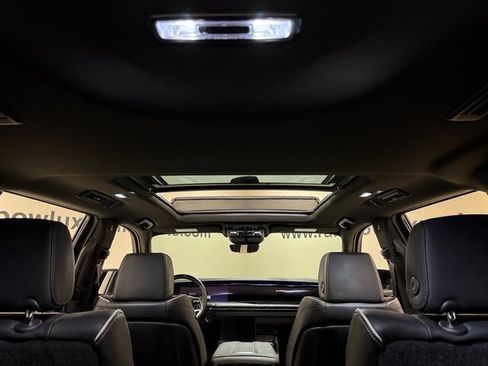 Used 2025 Cadillac Escalade Sport w/ Touring Package image 25