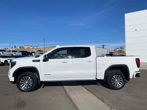 Used 2022 GMC Sierra 1500 AT4 w/ AT4 Preferred Package image 31