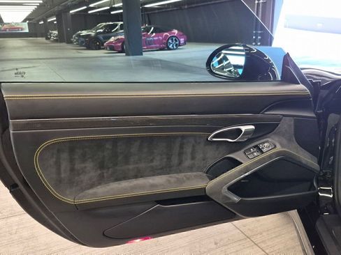 Certified 2019 Porsche 911 GT3 image 10