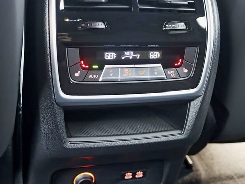 Used 2023 BMW XM AWD/4WD image 28