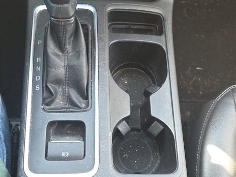 Used 2018 Ford Escape SEL image 36