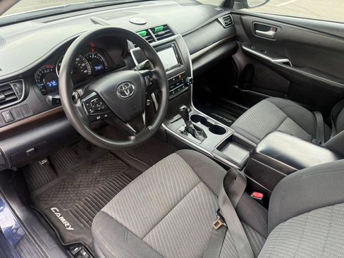 Used 2015 Toyota Camry LE FWD image 9