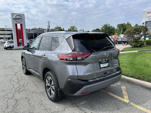 Certified 2023 Nissan Rogue SV w/ SV Premium B Package AWD/4WD image 6