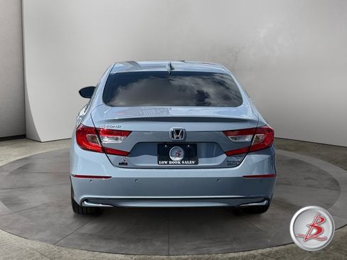 Used 2022 Honda Accord Touring image 6