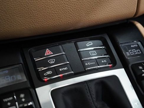 Used 2018 Porsche Macan S AWD/4WD image 28