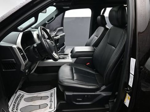Used 2020 Ford F150 Lariat w/ Equipment Group 502A Luxury AWD/4WD image 13