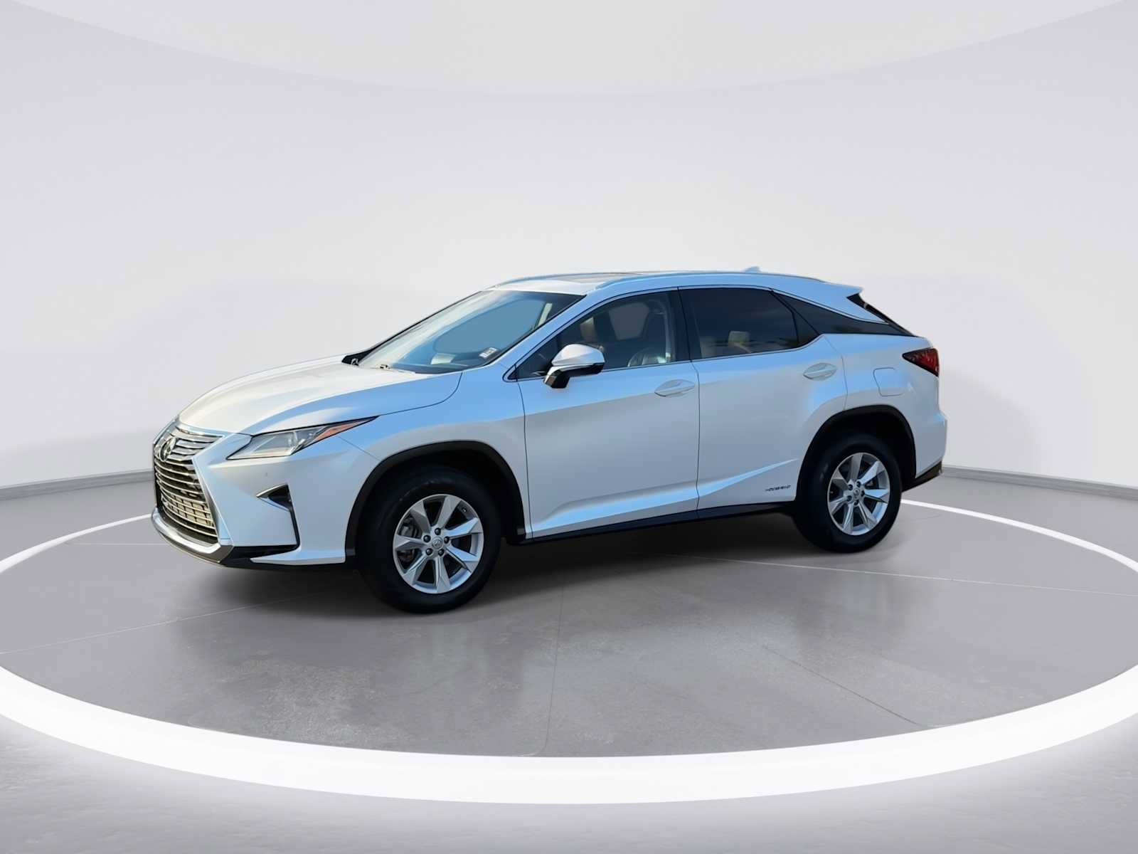 Used 2017 Lexus RX 450h AWD w/ 3500 lbs Tow Prep Package image 4