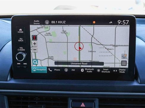 Used 2023 Honda Pilot Elite image 15