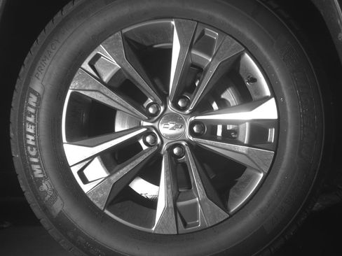 Used 2025 Chevrolet Equinox LT image 13