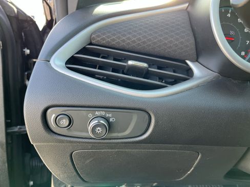 Used 2023 Chevrolet Malibu LT image 13