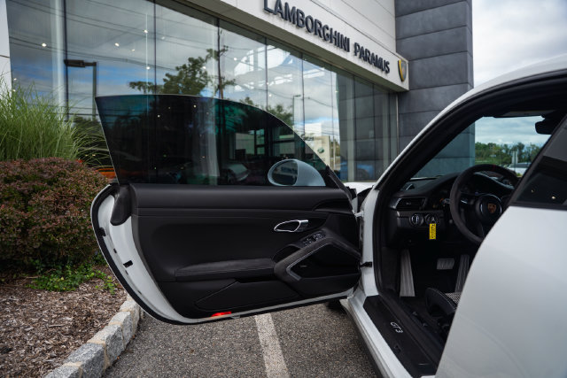 Used 2018 Porsche 911 GT3 RWD image 29