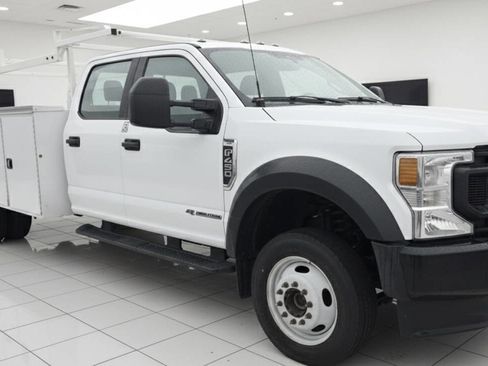 Used 2022 Ford F450 XL image 1
