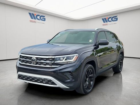 Used 2023 Volkswagen Atlas Cross Sport SE AWD/4WD image 5