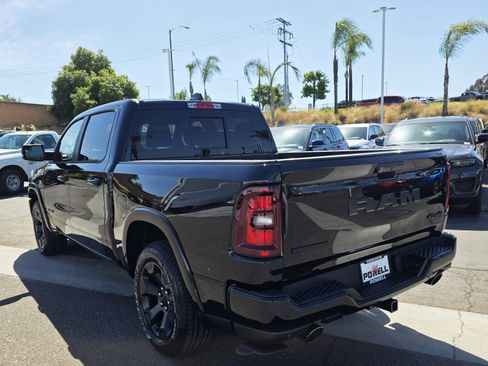 New 2026 RAM 1500 Big Horn AWD/4WD image 3