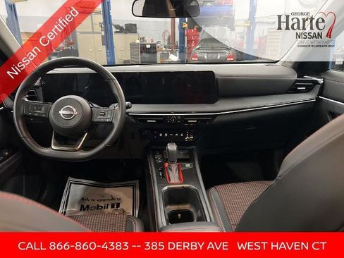 Certified 2025 Nissan Kicks SR image 29