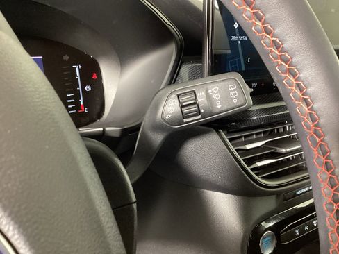 Used 2024 Ford Escape ST-Line w/ Tech Pack #1 image 23