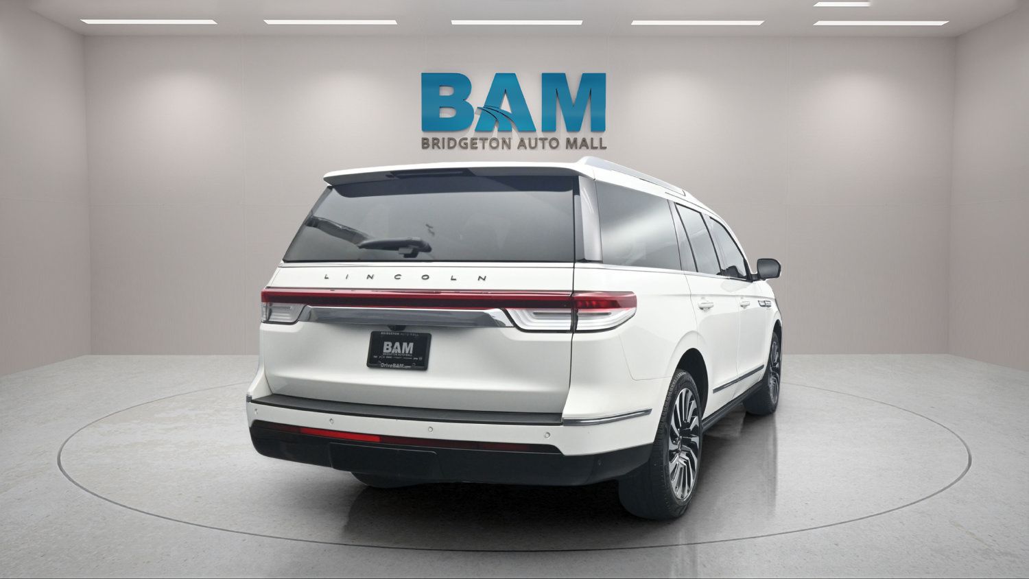 Used 2022 Lincoln Navigator Black Label AWD/4WD image 4