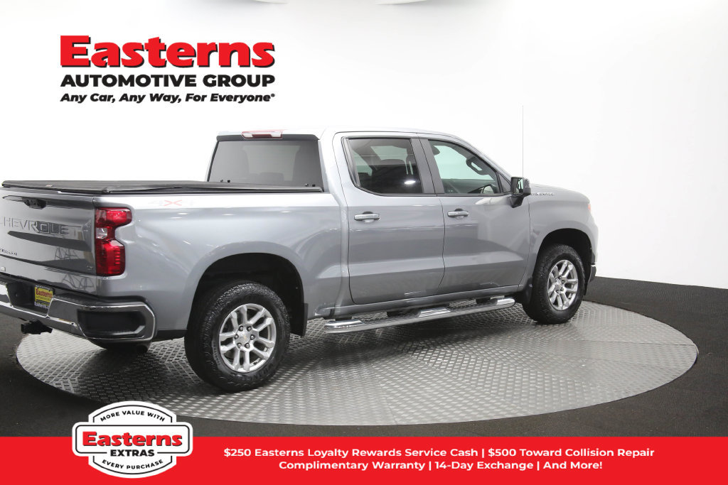 Used 2024 Chevrolet Silverado 1500 LT AWD/4WD image 46
