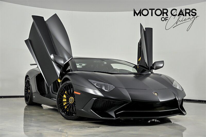 Used 2017 Lamborghini Aventador LP 750-4 Superveloce AWD/4WD image 1