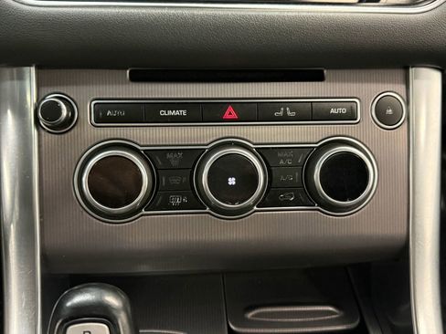 Used 2015 Land Rover Range Rover Sport HSE image 34