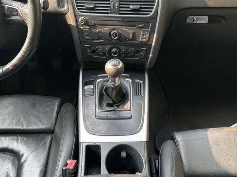 Used 2009 Audi A4 2.0T Premium image 1