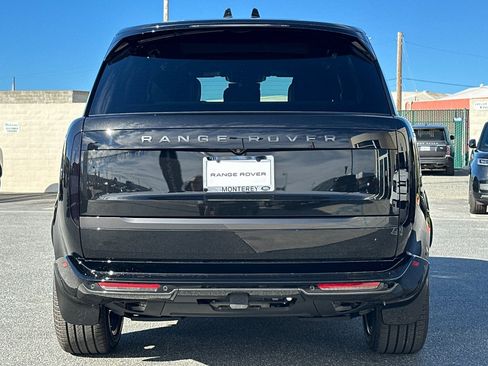 New 2025 Land Rover Range Rover SE image 4