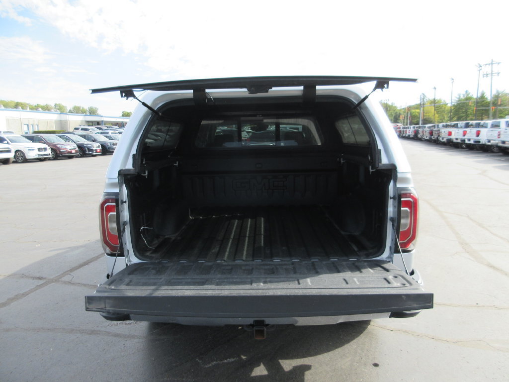 Used 2017 GMC Sierra 1500 SLT AWD/4WD image 7