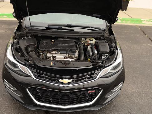 Used 2017 Chevrolet Cruze Premier FWD image 48