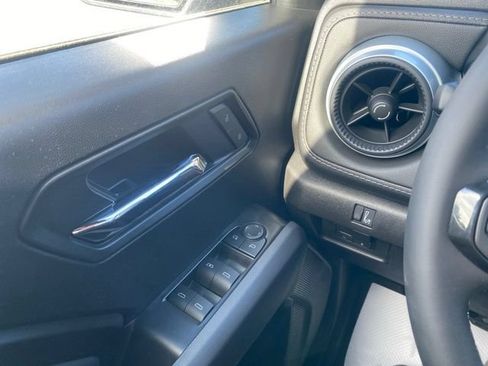 New 2026 Chevrolet Colorado LT w/ Advanced Trailering Package AWD/4WD image 18