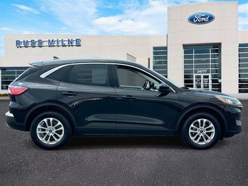 Used 2021 Ford Escape SE w/ Convenience Package AWD/4WD image 2
