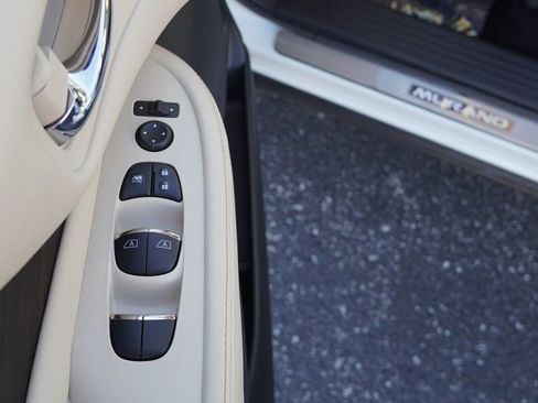 Used 2024 Nissan Murano Platinum w/ Cargo Package image 16