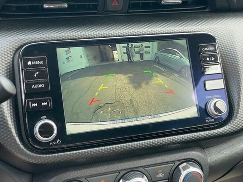 Certified 2023 Nissan Kicks SV FWD image 17