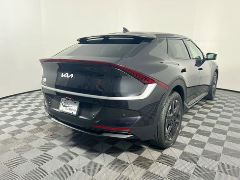 New 2025 Kia EV6 Light w/ Light LR Technology Package image 3
