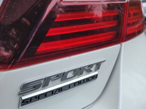 Used 2017 Honda Accord Sport Special Edition image 5