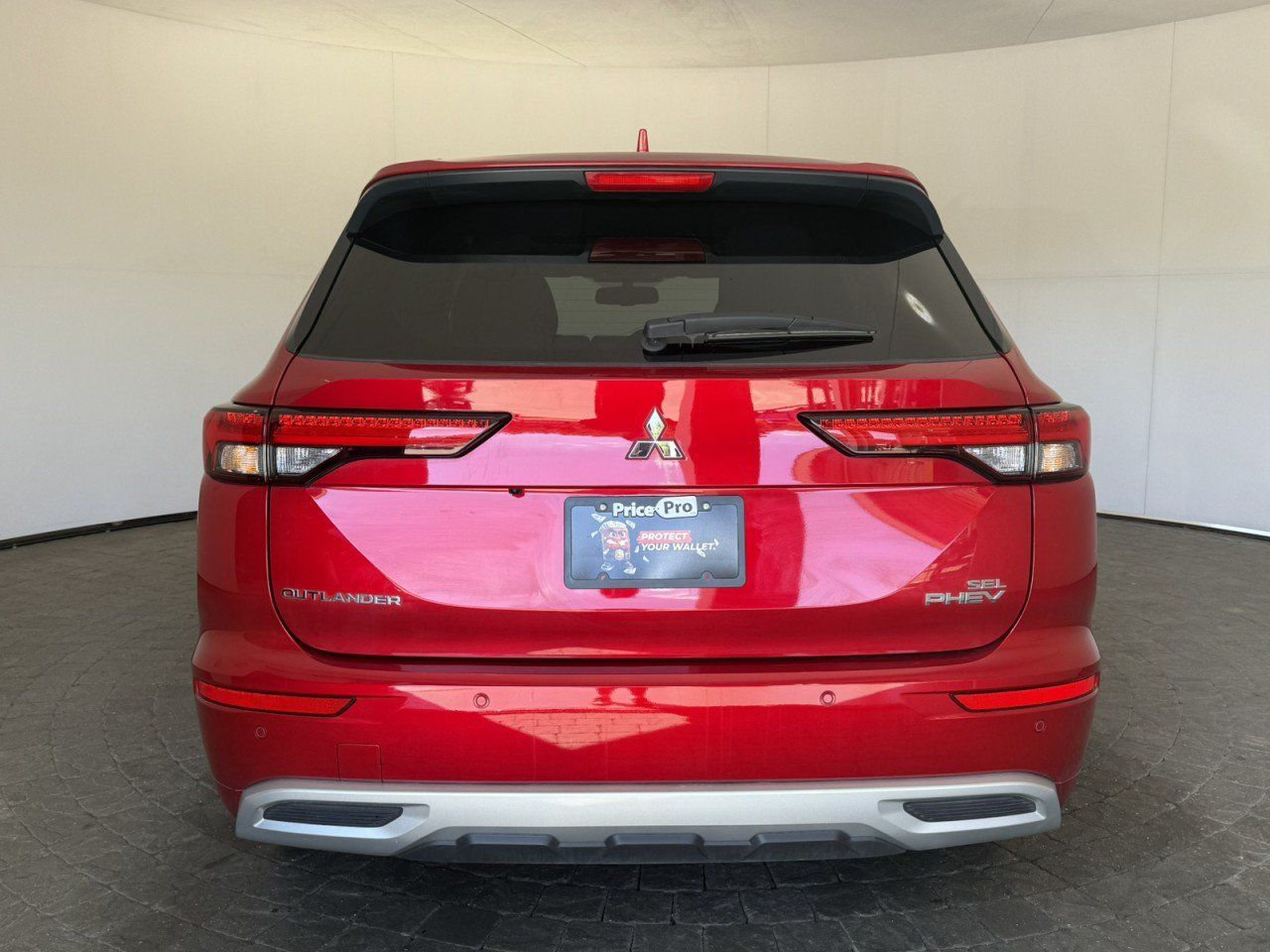 Used 2025 Mitsubishi Outlander SEL AWD/4WD image 6