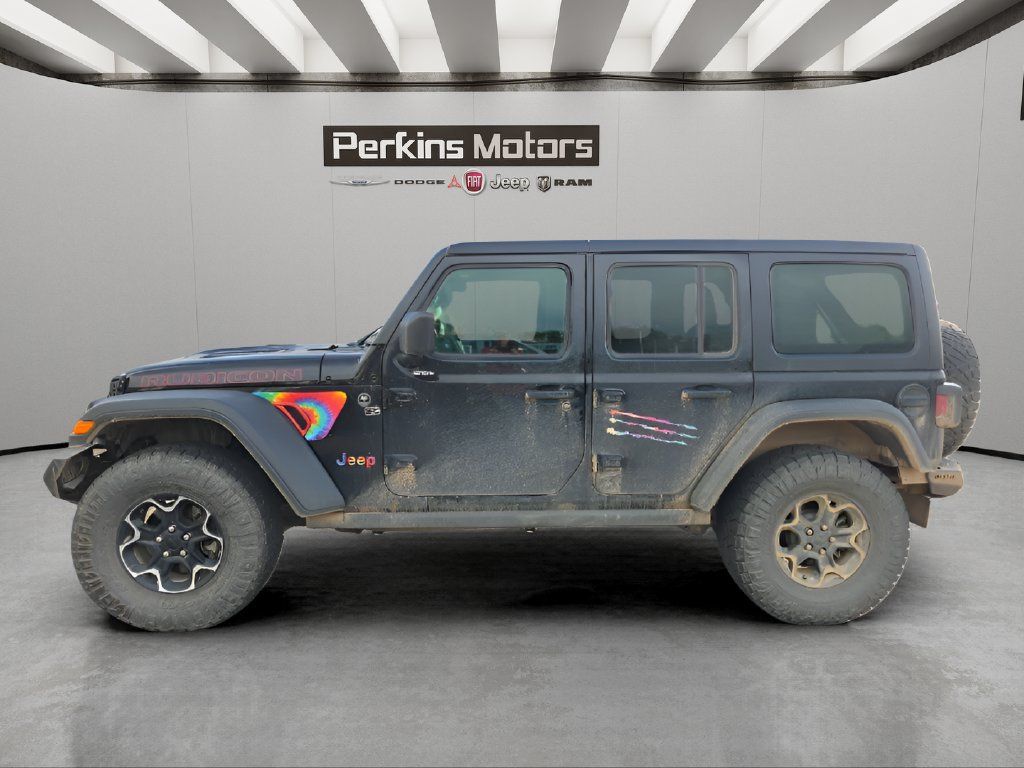Used 2023 Jeep Wrangler Unlimited Rubicon w/ Cold Weather Group AWD/4WD image 2