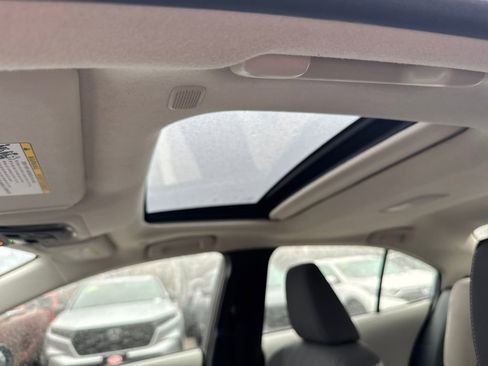 Used 2023 Toyota Corolla LE image 15