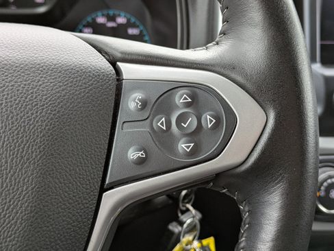 Used 2022 Chevrolet Colorado LT w/ LT Convenience Package image 23