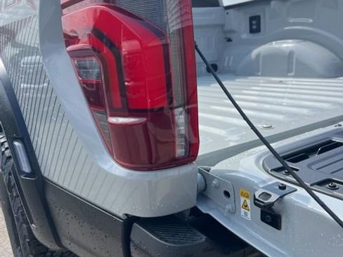 Used 2026 Ford F150 Raptor AWD/4WD image 25