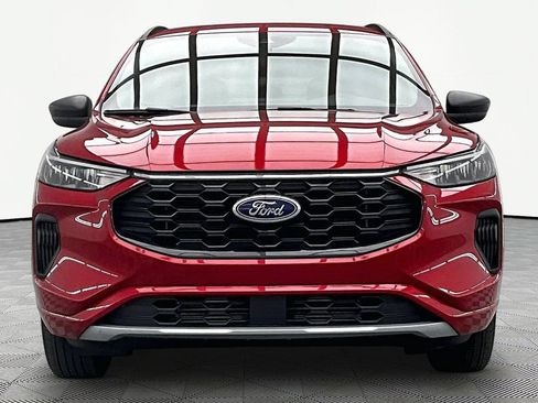 Used 2024 Ford Escape ST-Line w/ Tech Pack #1 AWD/4WD image 3