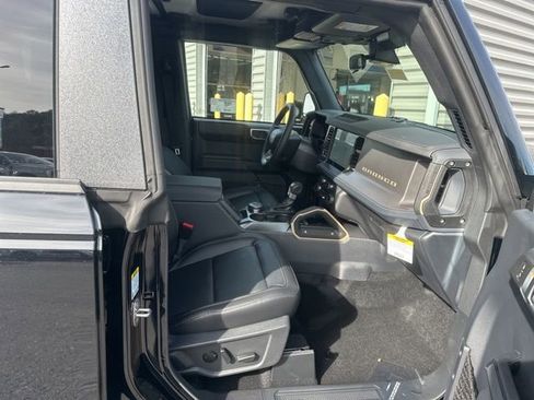New 2025 Ford Bronco Badlands AWD/4WD image 30