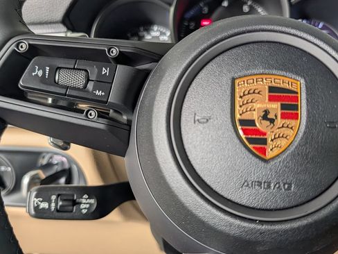 New 2026 Porsche Macan AWD/4WD image 37