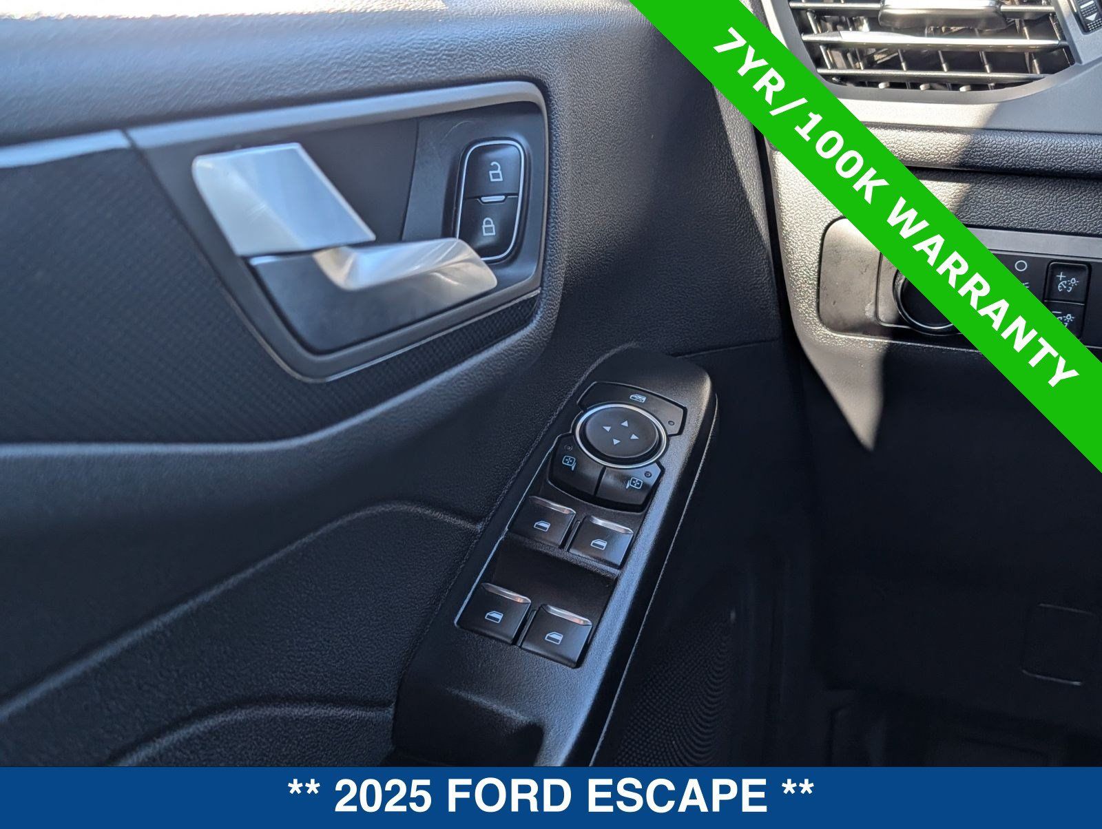 Used 2025 Ford Escape ST-Line FWD image 23