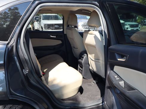Used 2020 Ford Edge SE AWD/4WD image 27