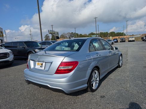 Used 2014 Mercedes-Benz C 250 Luxury image 5
