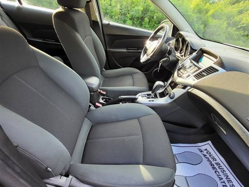 Used 2011 Chevrolet Cruze Eco FWD image 20