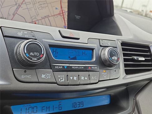 Used 2011 Honda Odyssey Touring image 7