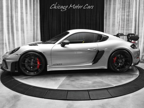 Used 2023 Porsche 718 Cayman GT4 RS image 1